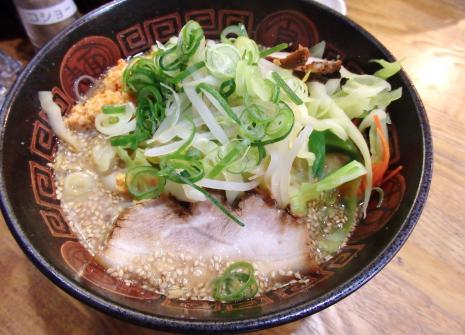 ごまみそ辰弥野菜らーめん