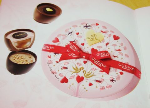 ゴディバのバレンタイン16 プレゼントに最適 クープダムール ラッピングチョコレート レジェンデールトリュフ トリュフチョコレート など １９８６０７０７ Powered By ライブドアブログ