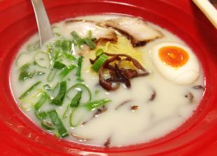 とんこつラーメン