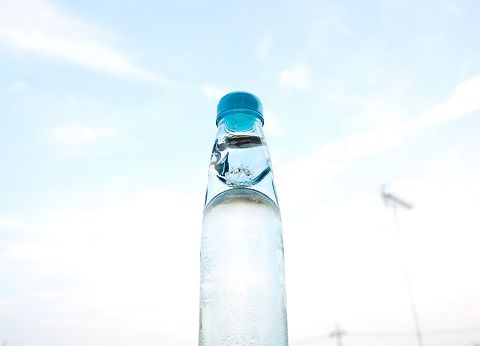 ソレダメ 切り花を長持ちさせる方法 花瓶の水にサイダーを加える驚きの裏技 茎の雑菌の繁殖を抑えて花の寿命を延ばす 詳しいやり方 方法まとめ 19860707 Powered By ライブドアブログ ソレダメ 切り花を長持ちさせる方法 花瓶の水にサイダーを加える驚きの裏技 茎の雑菌の繁殖を抑えて花の寿命を延ばす 詳しいやり方 方法まとめ 19860707 Powered By ライブドアブログ