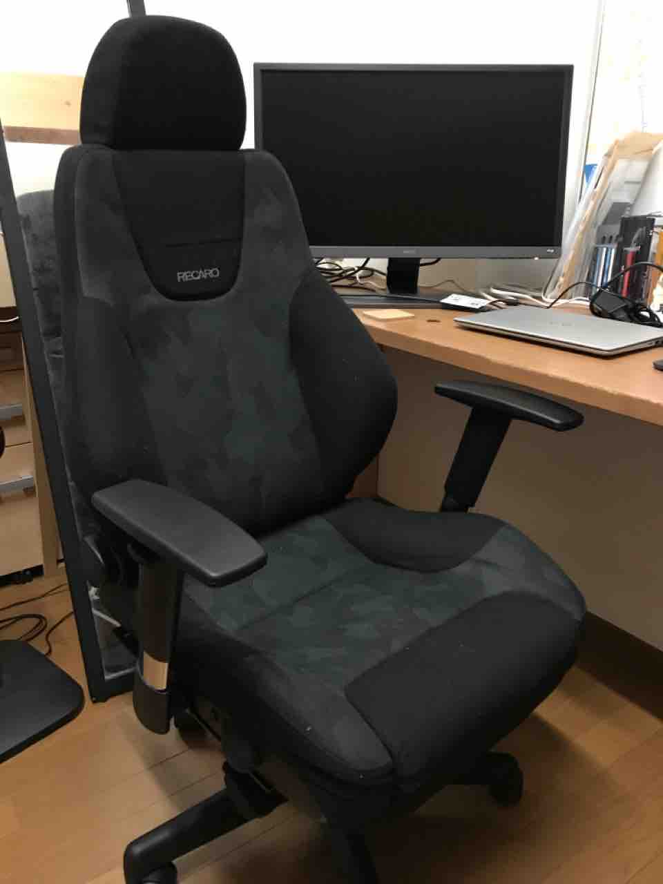 RECARO レカロ　オフィス　チェア　デスク　ゲーミング　シート