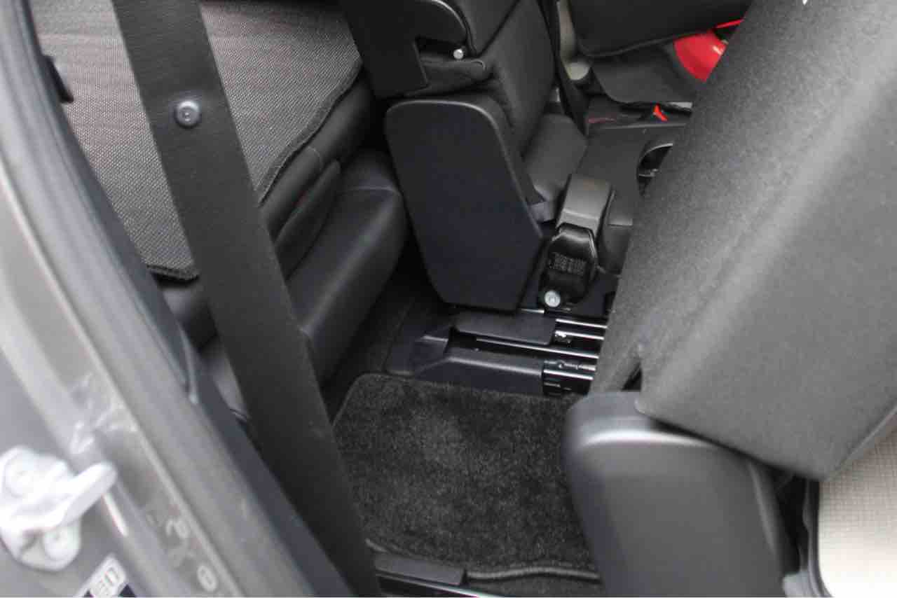 7人乗ってもそこそこ使えるメルセデス ベンツglb 納車レビューその4 3列輸入車のある生活をとことん楽しむブログ