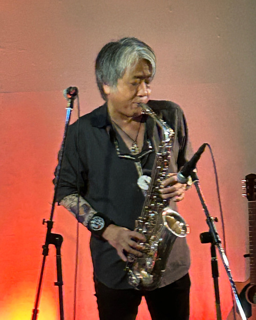 BBBE0BF2-530C-49C7-80F2-A5515A3C9459