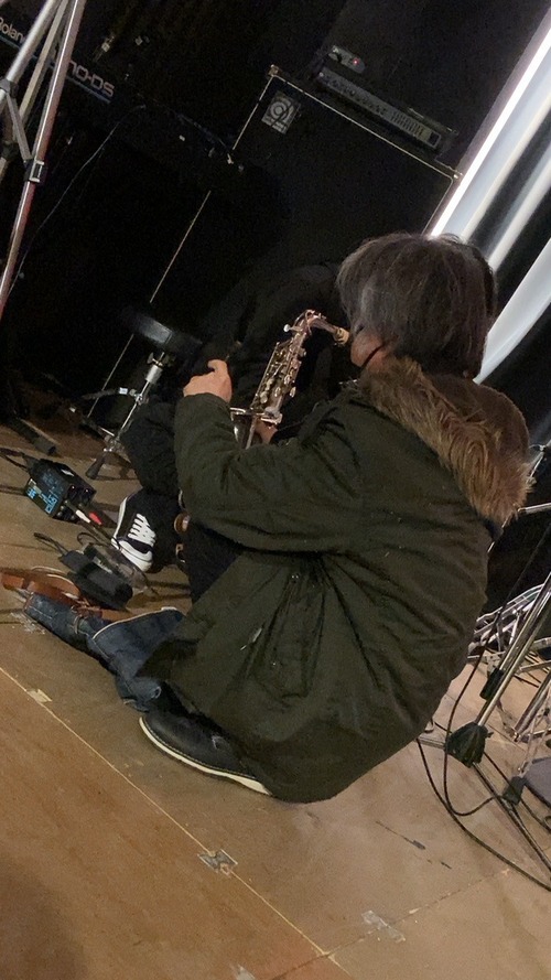 FF3B89DC-53F4-4BC0-B8AE-112CE0F1A6E1