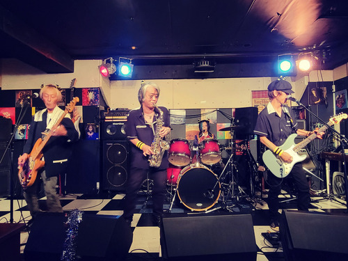 9AB47DB4-6380-4C15-8B16-62CD966AE617