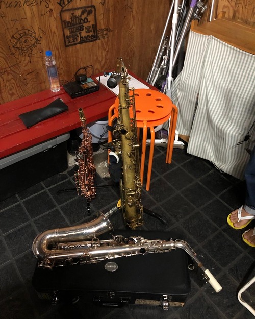 AE03A8B6-1E5A-49EE-A38C-0924D73BCCC0