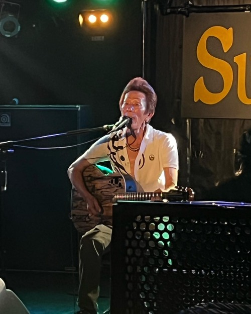 19F1AE9A-A0C0-4E21-A098-A76C01CF880C