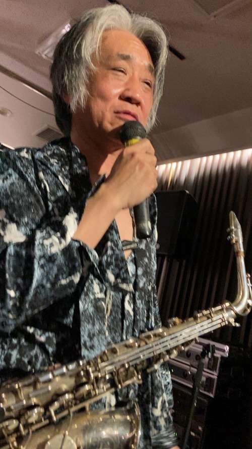 BB07CB49-59A8-4784-BB0E-830FE0693DC5