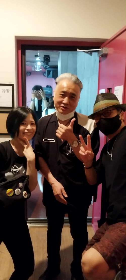 att._1yZFgEFBT1yp__fB914gHyxKm9HJgAv1rulrxmiVbM