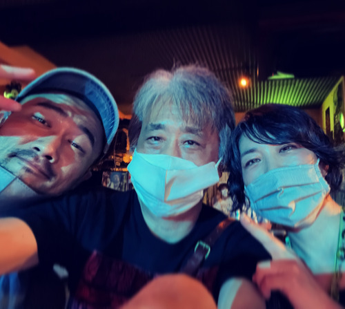 4F722D16-9D10-4F73-A745-1219FDF68991