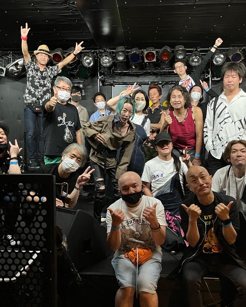 A158ED29-C3A0-43BB-8B0C-5ED3066AA07B