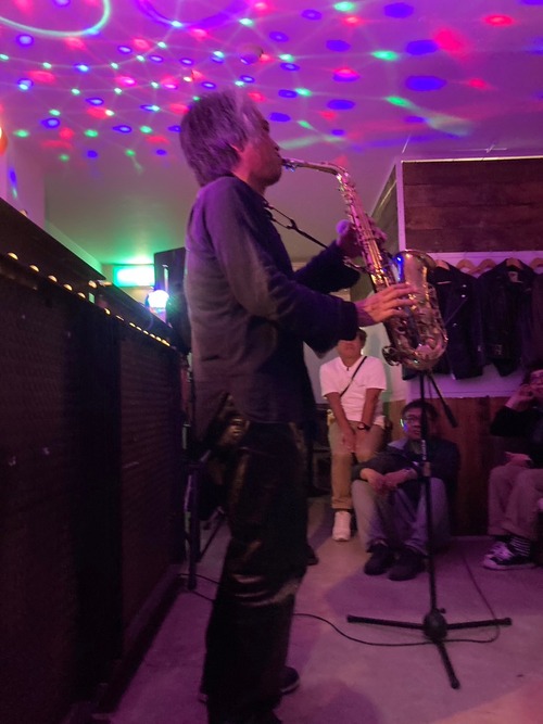 E8E8C49D-35A2-4FE5-B931-FA28C24EBFBF