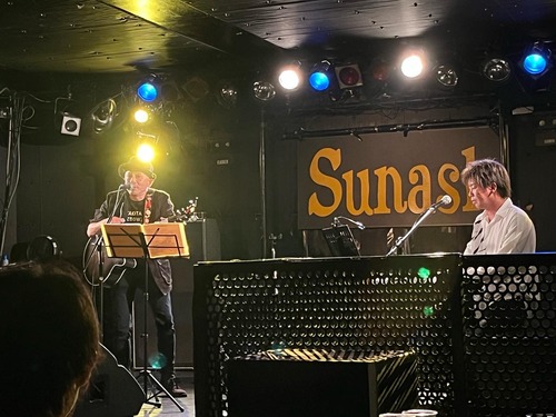 B0FECF0E-4DCC-4C65-8613-DCD6E59A023C