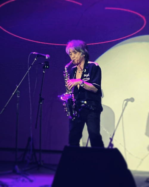 4769D884-D414-4A83-A459-892A884C124B