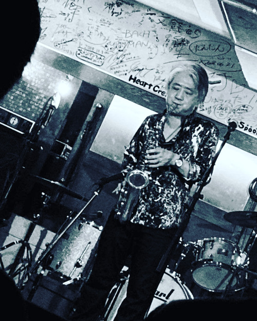 C3399DD8-454A-4388-978E-823D740DD0DF