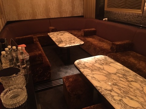 北新地VEGAカーペット工事_190215_0016