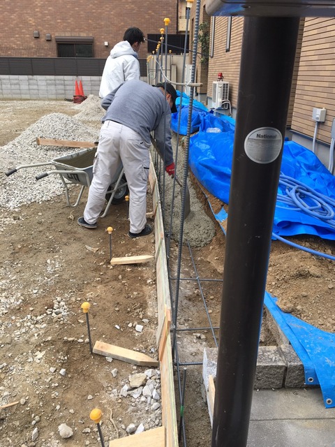 ブロック塀_200319_0002