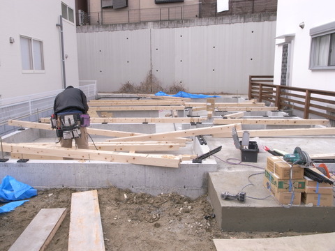 R0017800