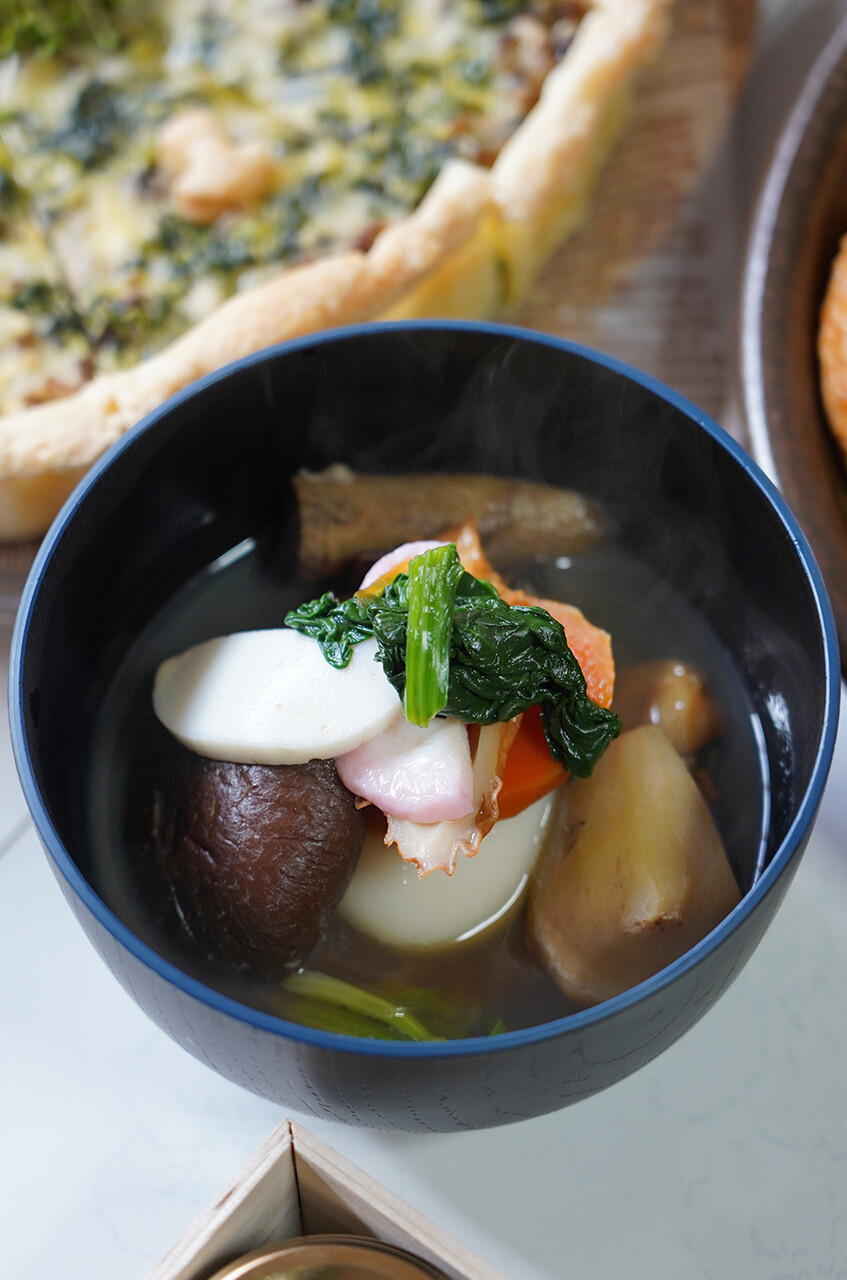 万太郎 Net 謹賀新年 大晦日から正月実家から元旦営業の Manu Coffee 春吉店