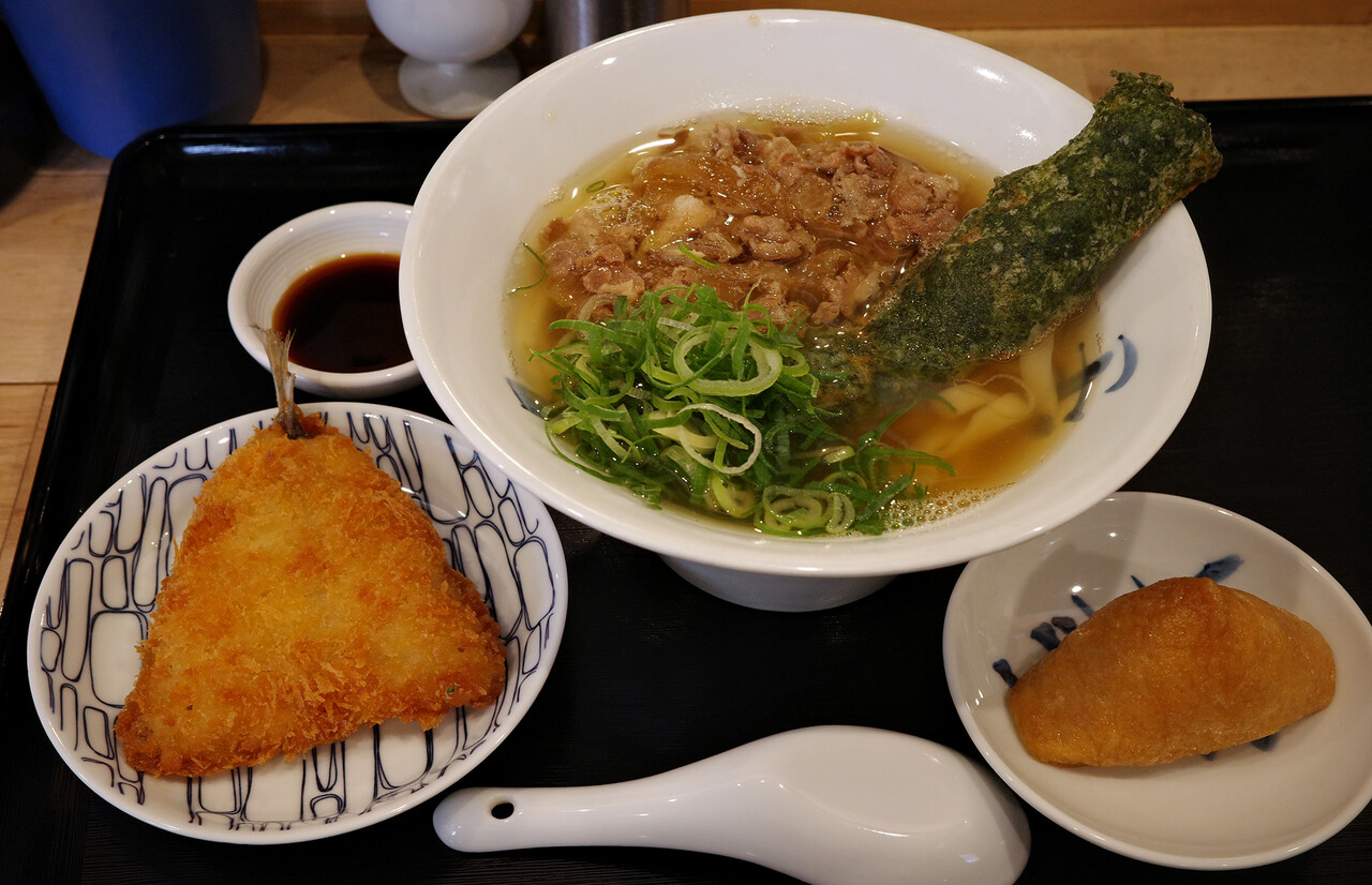 万太郎 Net 平尾 粉やなぎ の小栁さんところで日替わりランチセットからの Manly Coffee と 珈琲いわくま 万太郎 Net 平尾 粉やなぎ の小栁さんところで日替わりランチセットからの Manly Coffee と 珈琲いわくま