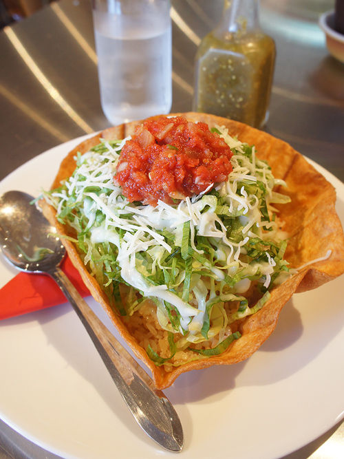 �����饤��������700��