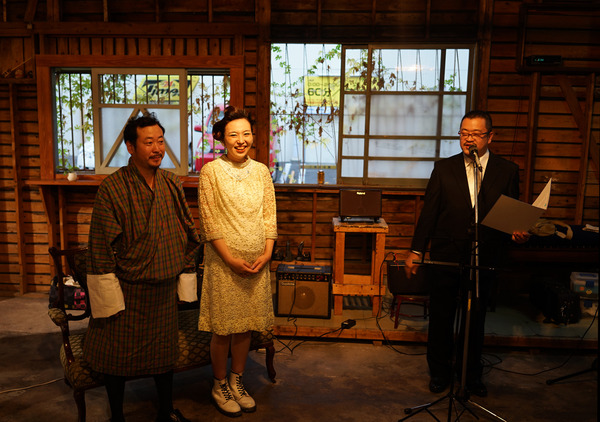「ヒロタタカシ&ニシダミチコ 結婚パーティ」