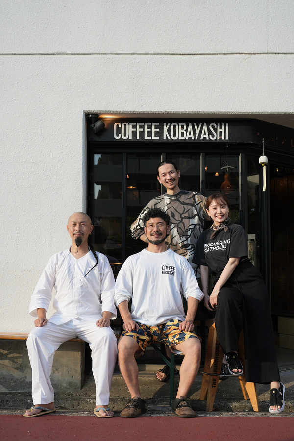 꾮ӡۤǥ졼䤷ƤڻܾŹۤΥޥå뻳ܤ2Ϣ³ΡBasking Coffee ŹۤΥޥϥ뤯