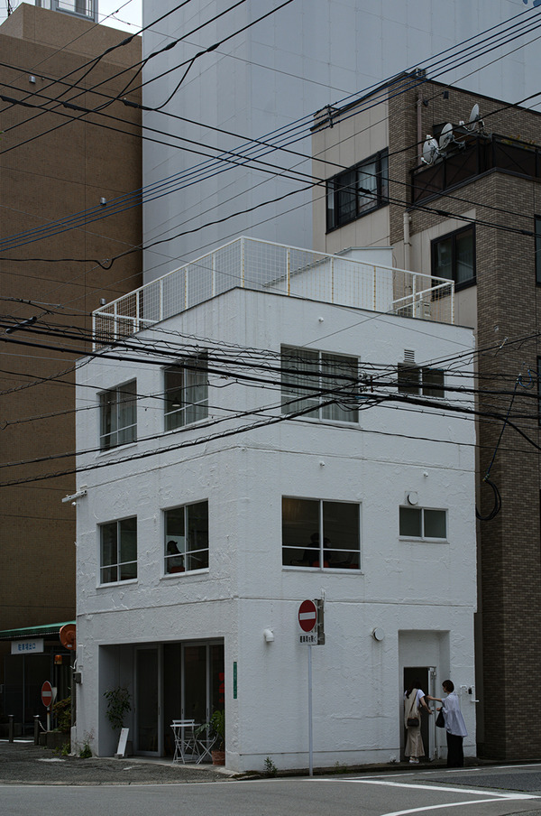 202306L1003781-2