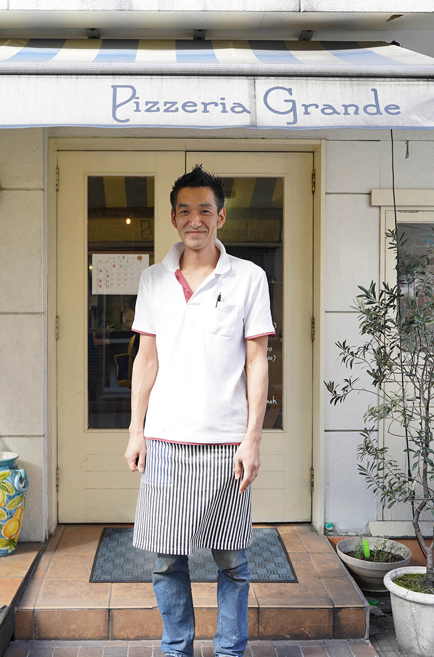 万太郎 Net 白金 ピッツェリアグランデ で美味しいイタリアンランチ 夜は 中華そば かなで からの準備中の 珈琲小林