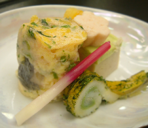 ������������³���Ƥޤ���