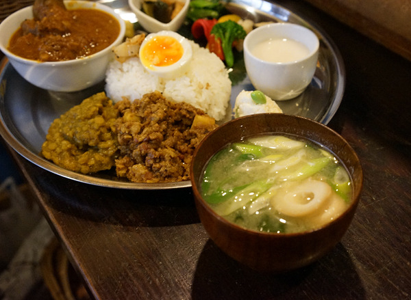 かもめ食堂