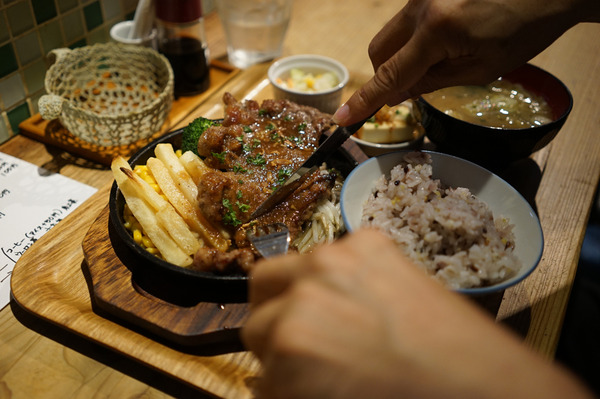 かえる食堂 蓮