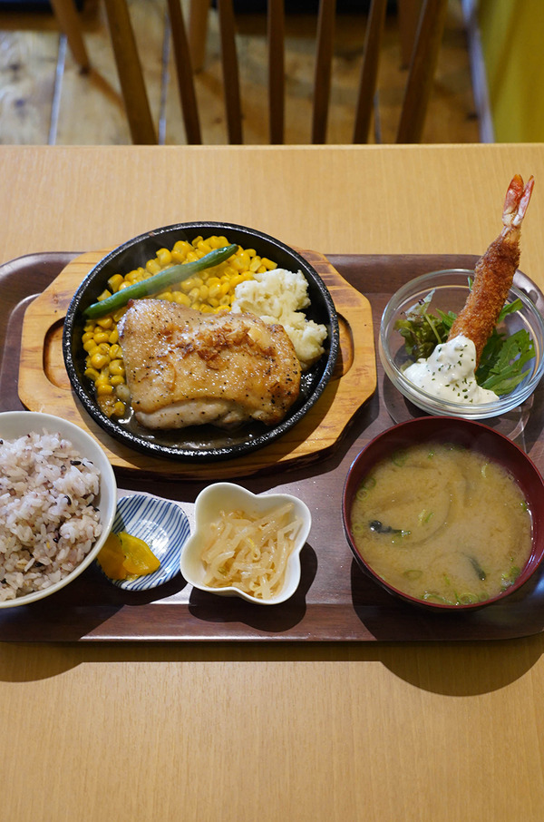 ����ϡڤ����뿩Ʋ ϡ�ۤ���̣�����꿩����ϡ�106 South Indian Restaurant&Bar. �ۤ����̥���������������ϡڤ���� �ޤ�ľ�ۤ���Ρإ���Х��饸���٤Ǥ�����