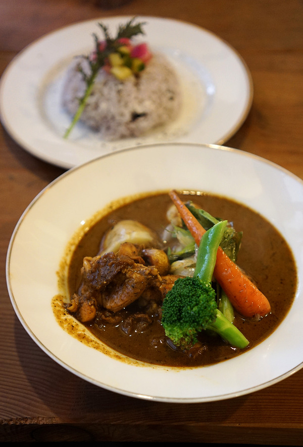 かもめ食堂