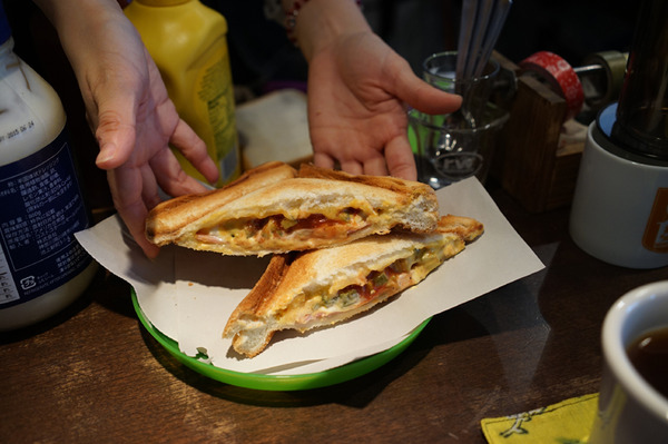 ���������ҡ�����Ź