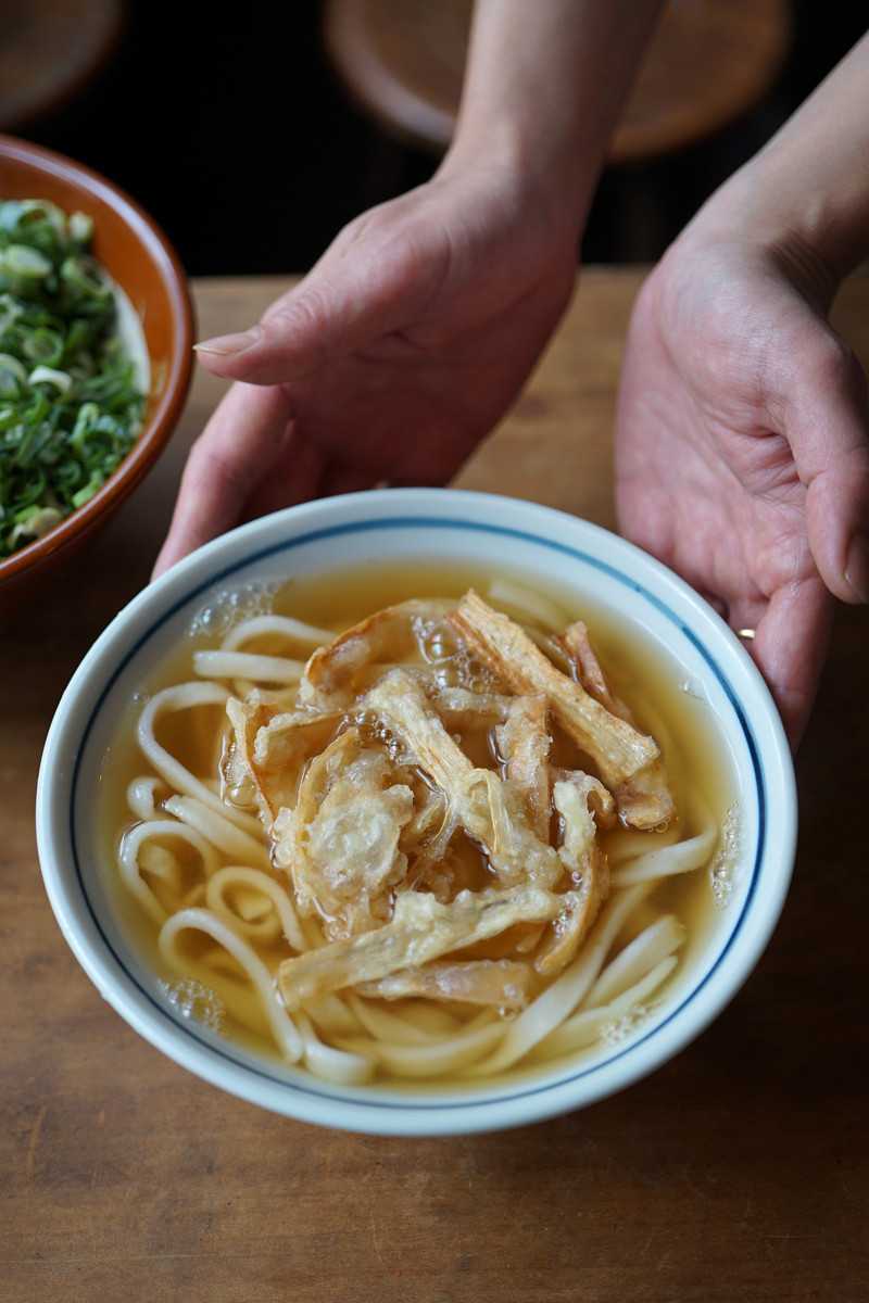 万太郎 Net 櫛田神社近く かろのうろん は福岡で最古のうどん店 万太郎 Net 櫛田神社近く かろのうろん は福岡で最古のうどん店