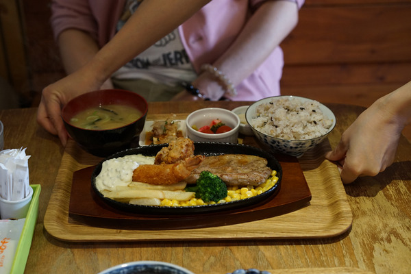 かえる食堂 蓮