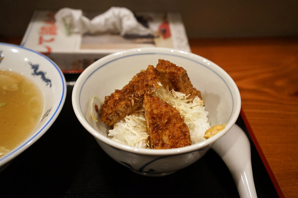 やっちゃんち×侍.うどん