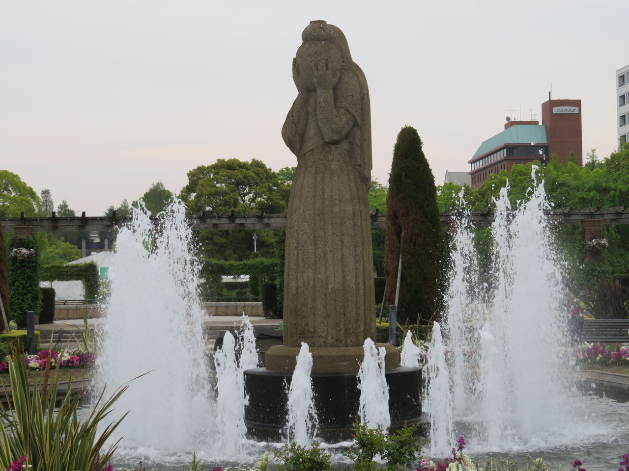 水の守護神 山下公園 芦ノ湖ヘッポコ裏日記