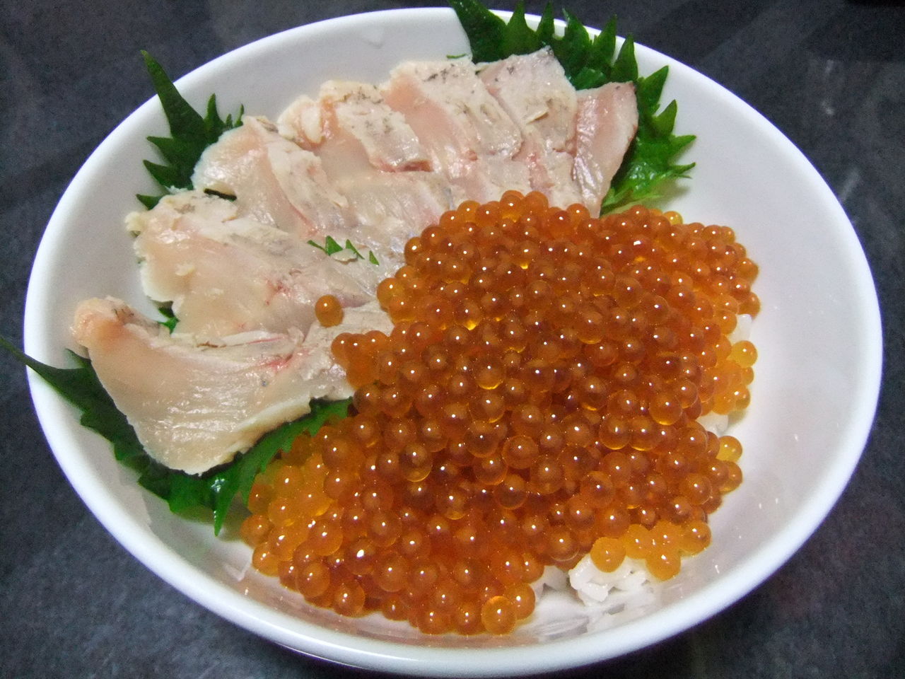 ブラウントラウトの炙り親子丼 芦ノ湖ヘッポコ釣り日記 3 Since 07 ブラウントラウトの炙り親子丼 芦ノ湖ヘッポコ釣り日記 3 Since 07