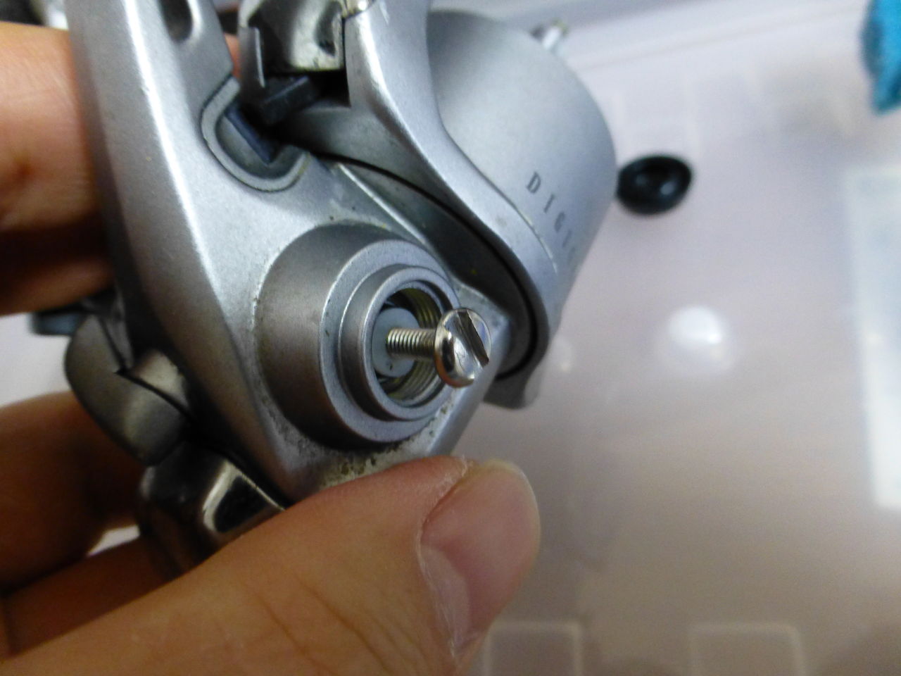初心者がダイワのリールメンテナンスをやってみた 芦ノ湖ヘッポコ釣り日記 3 Since 07 初心者がダイワのリールメンテナンスをやってみた 芦ノ湖ヘッポコ釣り日記 3 Since 07