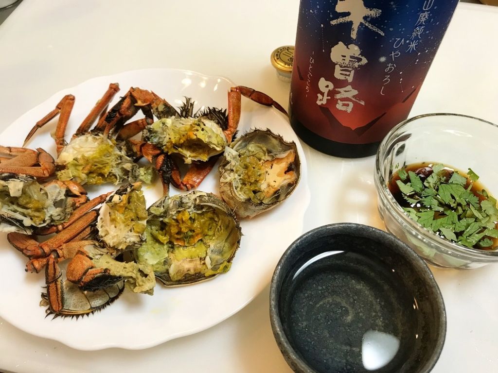 一杯100円の激旨カニ 魚喰い 一杯100円の激旨カニ 魚喰い