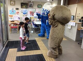 2地震マン・津波マン