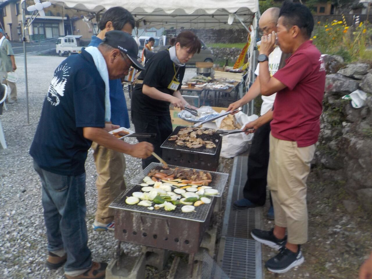 夕食会