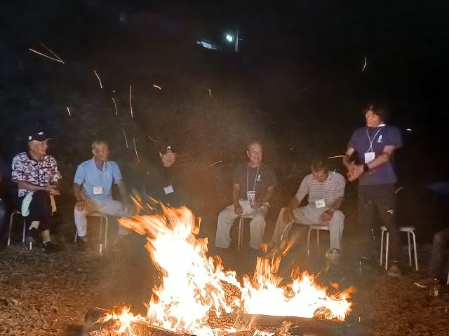 キャンプファイヤー２