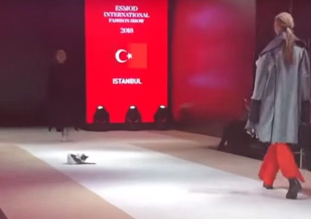 fashionshow1_e