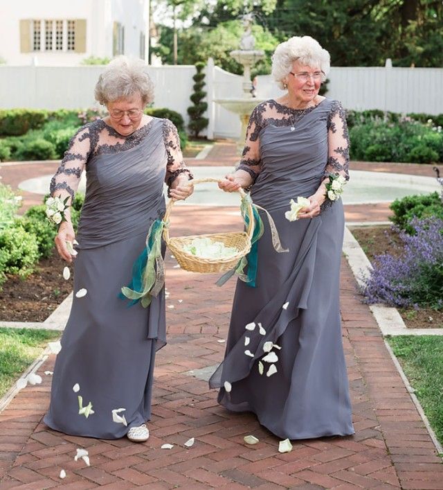 flower-girls-ring-bearers-wedding-ideas-1-57c6c8acc4a10__700_e