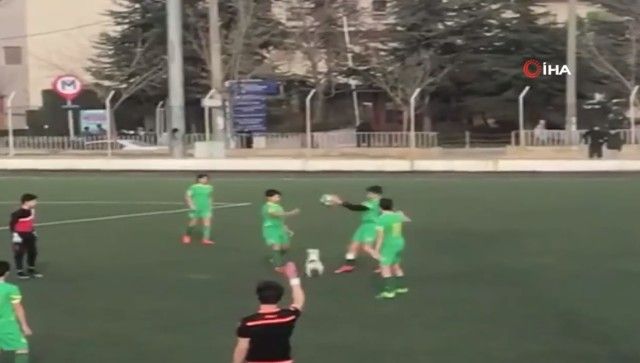 footballdog16_e