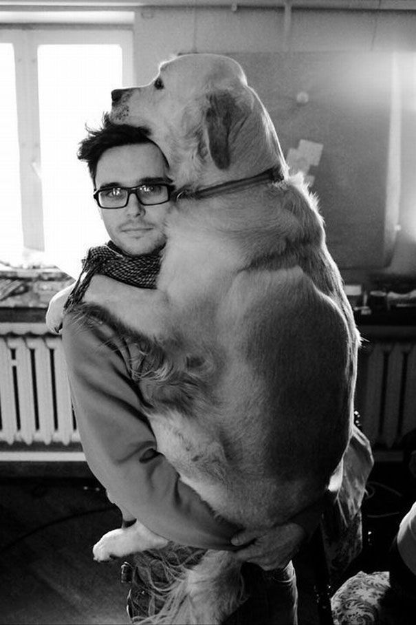 cute-dogs-hugging-humans3