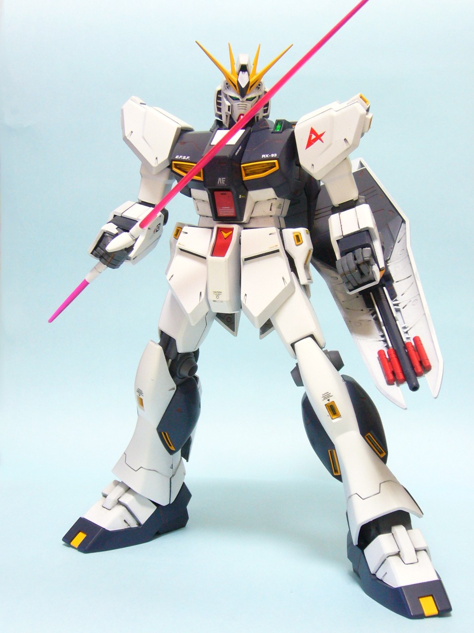 RX-93 νガンダム 【MG】 : おもちゃのマーチャン